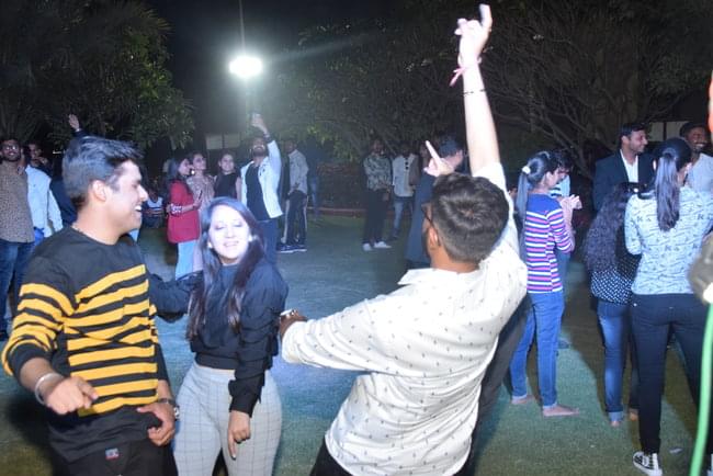 Gardi Vidyapith Rajkot Alumni Meet photo 1